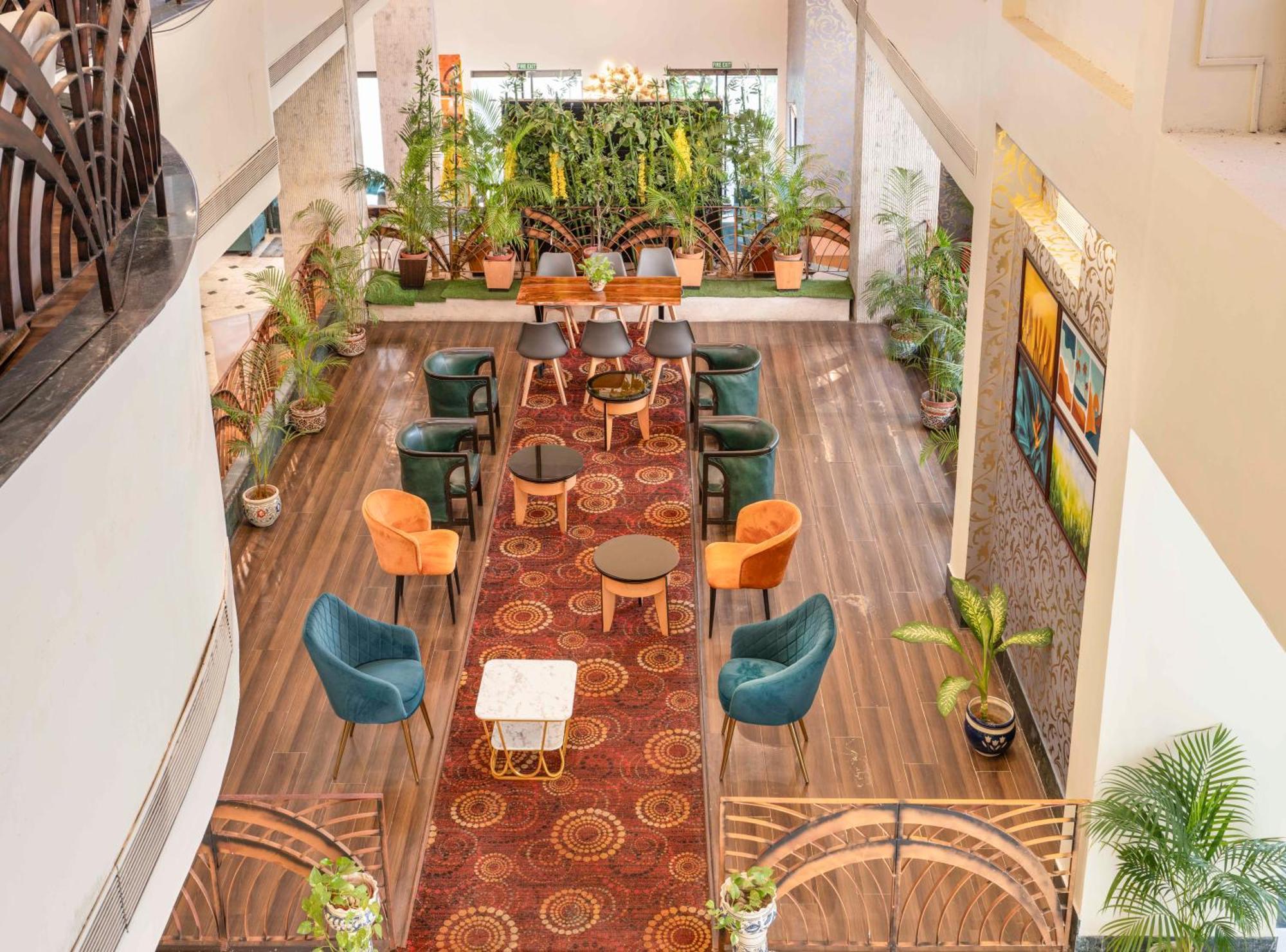 Indismart Hotel Kolkata Luaran gambar