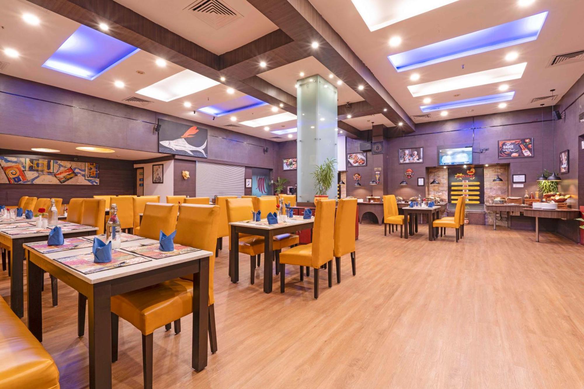 Indismart Hotel Kolkata Luaran gambar